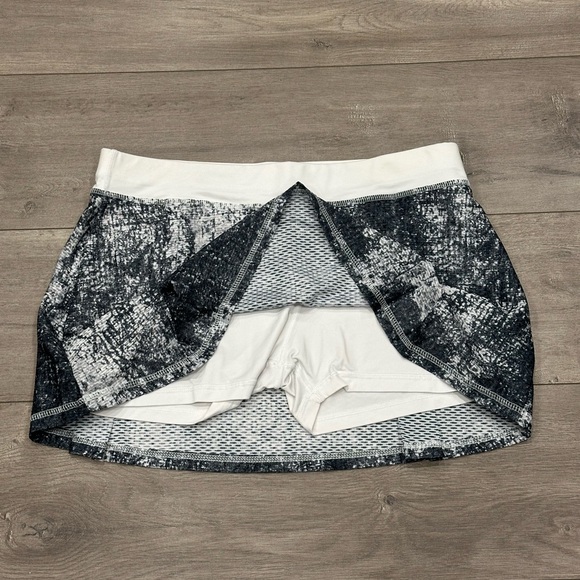 Women’s SofiBella Large 12 - 14 Skort Attached Short Skirt Gray Golf Stretch - Picture 6 of 9